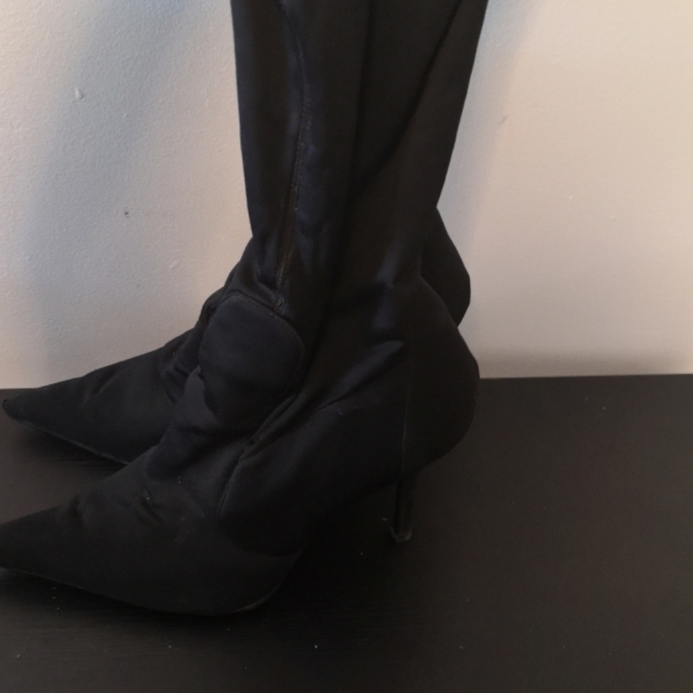 Women's heeled boots